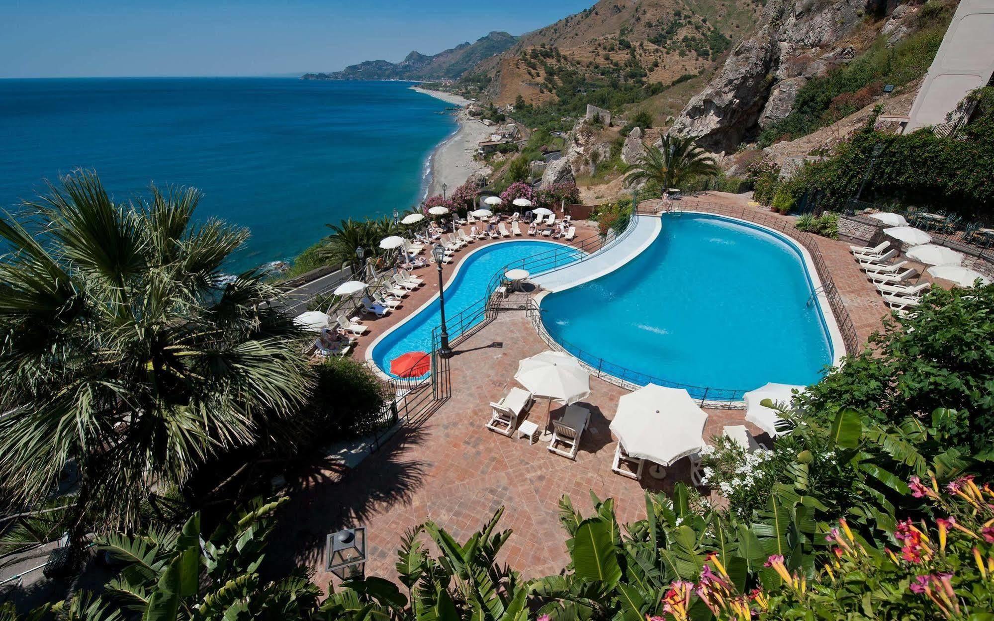 Baia Taormina & Hotel Forza dʼAgro
